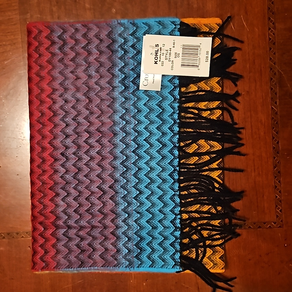 NWT Croft & Barrow Ombre Rainbow Scarf